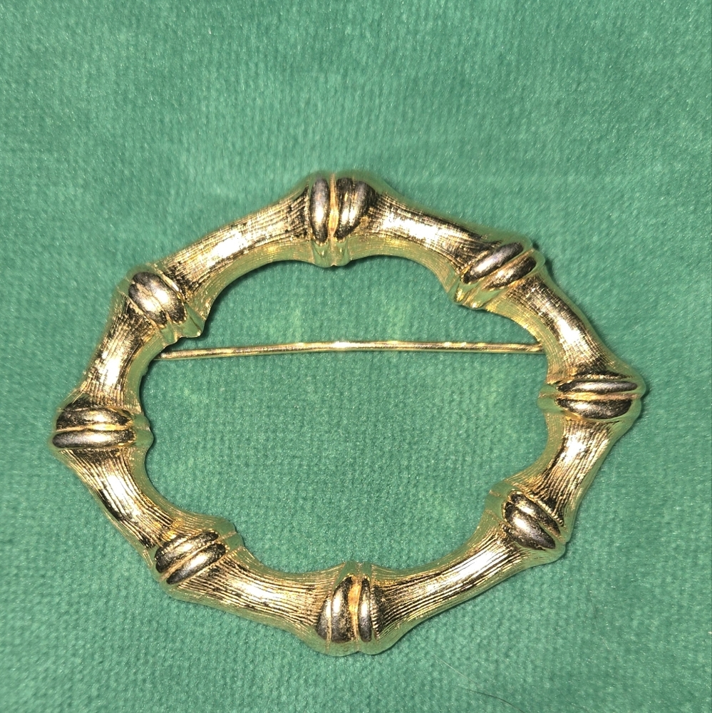 Monet Bamboo Oval 3" Brooch Gold Vintage Signed